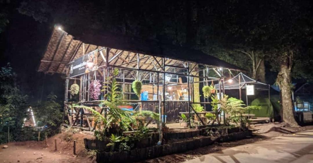 Penginapan Segitiga 2 Bandung Exterior foto